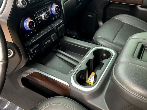 Used 2021 GMC Sierra 1500 SLT image 19