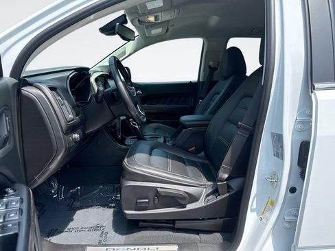 Used 2022 GMC Canyon Denali RWD image 13