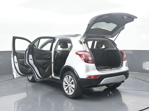 Used 2020 Buick Encore Preferred image 73