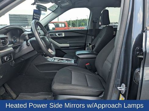 Certified 2023 Ford Explorer XLT RWD image 14