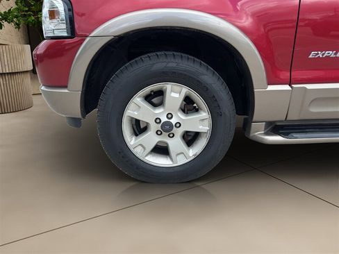 Used 2004 Ford Explorer Eddie Bauer AWD/4WD image 29