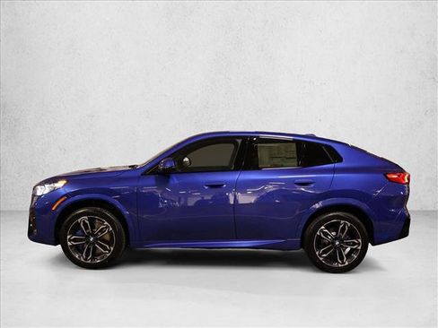 Used 2026 BMW X2 xDrive28i w/ Technology Package AWD/4WD image 9