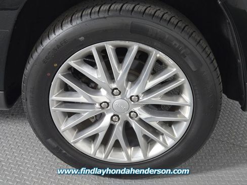 Used 2018 Jeep Grand Cherokee Summit RWD image 10