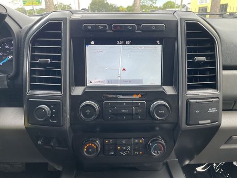 Used 2019 Ford F350 XLT w/ XLT Premium Package AWD/4WD image 29