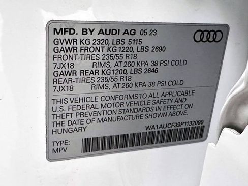 Certified 2023 Audi Q3 2.0T Premium w/ Convenience Package AWD/4WD image 37