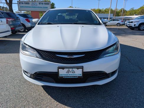 Used 2015 Chrysler 200 S w/ Navigation & Sound Group I image 10