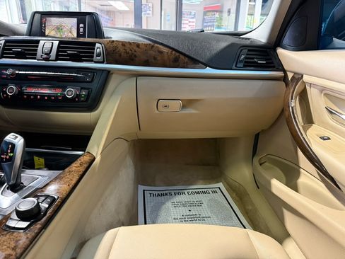 Used 2015 BMW 328i xDrive Sedan AWD/4WD image 16