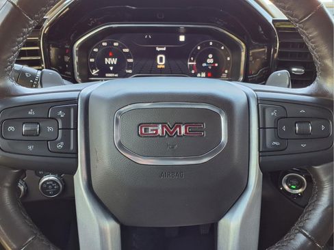 Used 2022 GMC Sierra 1500 SLT w/ SLT Premium Plus Package AWD/4WD image 13