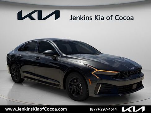 New 2026 Kia K5 LXS FWD image 2