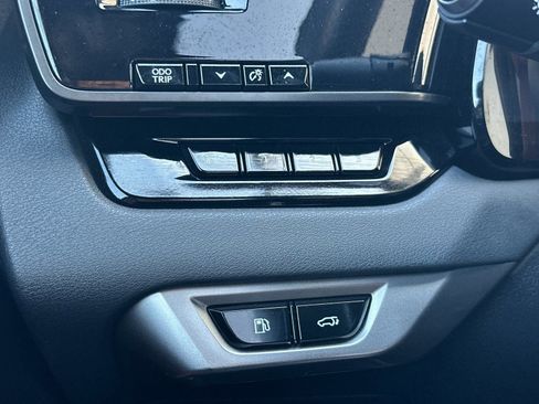 Used 2024 Lexus RX 500h F Sport w/ Convenience Package image 32