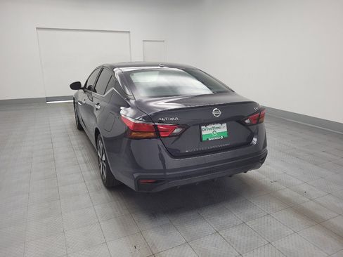 Used 2022 Nissan Altima 2.5 SV FWD image 6