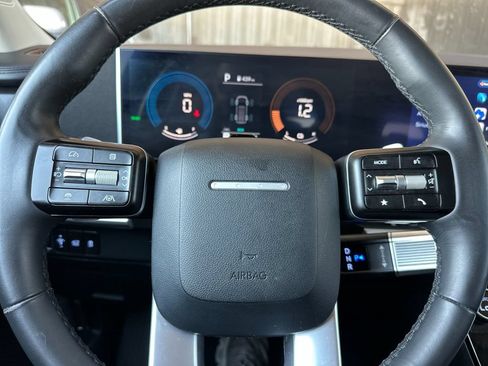 Used 2025 Hyundai Santa Fe SEL AWD/4WD image 28