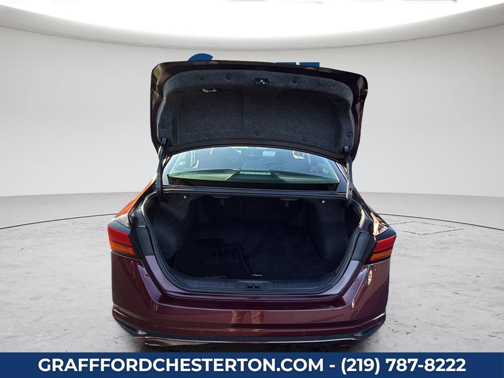 Used 2024 Nissan Altima 2.5 SV w/ SV Premium Package FWD image 14