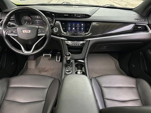 Used 2021 Cadillac XT6 Premium Luxury FWD image 10