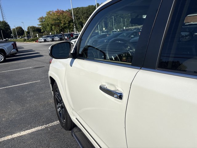 Used 2017 Toyota 4Runner Limited RWD image 30