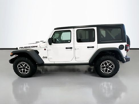 Used 2024 Jeep Wrangler Unlimited Rubicon w/ Technology Group AWD/4WD image 4