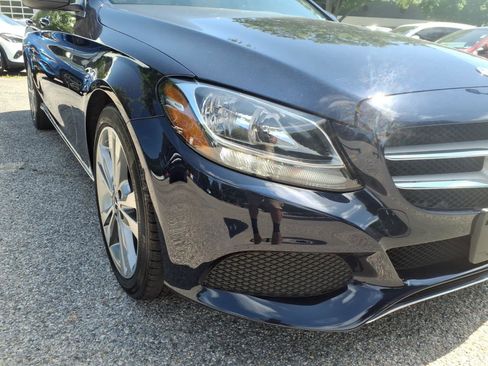 Used 2018 Mercedes-Benz C 300 Sedan image 4