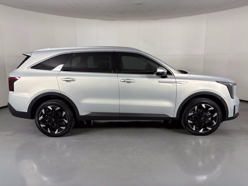 New 2026 Kia Sorento EX AWD/4WD image 9