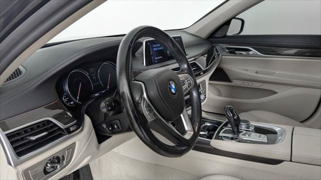 Used 2017 BMW 740i RWD image 27