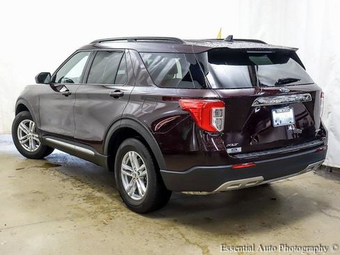 Certified 2022 Ford Explorer XLT w/ Equipment Group 202A image 7