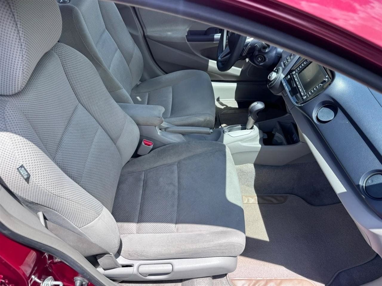 Used 2010 Honda Insight EX image 28