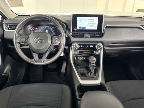 Used 2023 Toyota RAV4 LE image 13