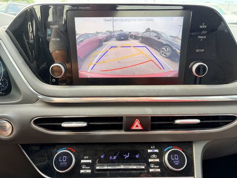Used 2020 Hyundai Sonata SEL w/ Convenience + Sunroof Package FWD image 15