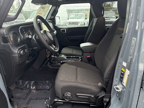 New 2026 Jeep Gladiator Mojave image 14