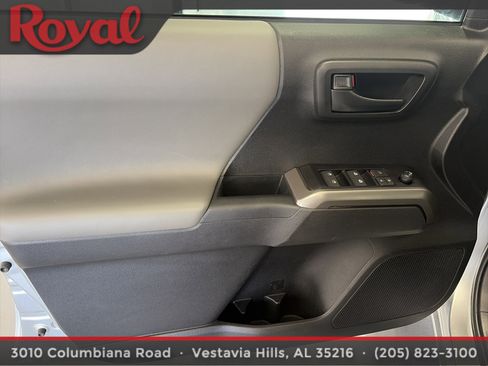 Used 2023 Toyota Tacoma SR5 w/ Technology Package AWD/4WD image 29