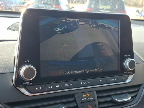 Used 2023 Nissan Altima 2.5 SV image 18