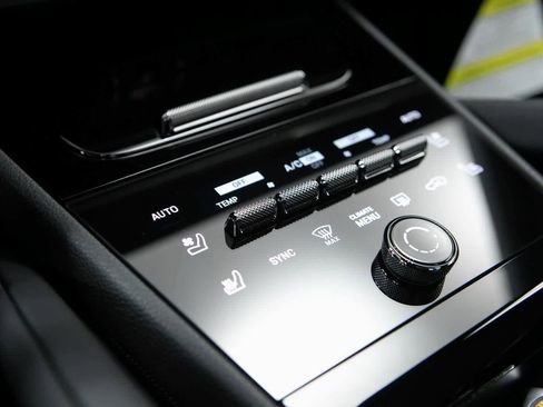 New 2026 Porsche Cayenne Coupe image 22