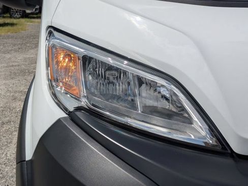 New 2026 RAM ProMaster 2500 w/ Convenience Group FWD image 9