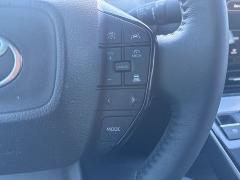 Used 2024 Toyota bZ4X Limited image 14