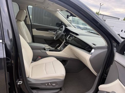 Used 2020 Cadillac XT6 Premium Luxury FWD image 10