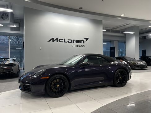 Used 2023 Porsche 911 Cabriolet image 8