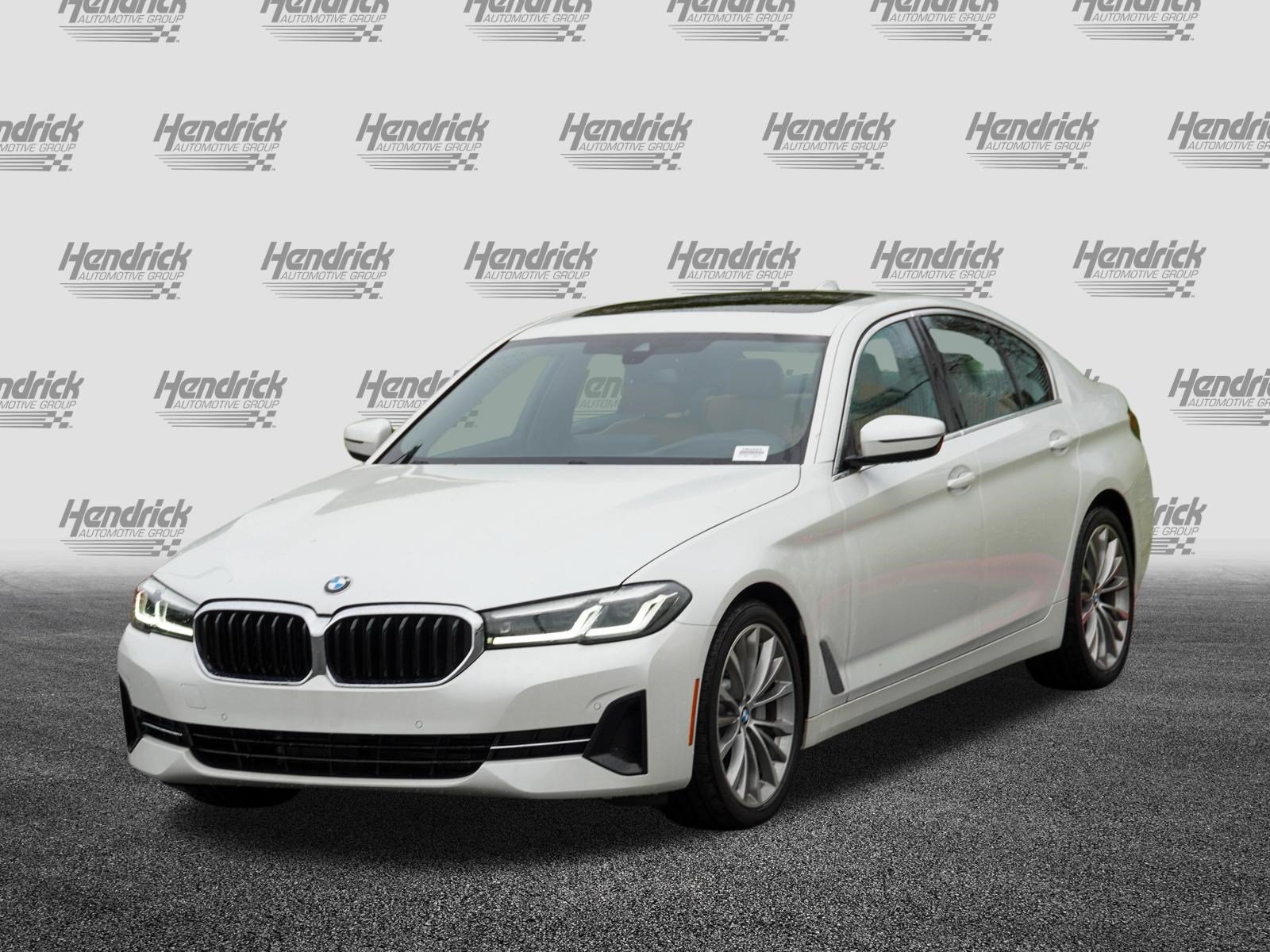 Certified 2023 BMW 530i w/ Premium Package RWD image 5