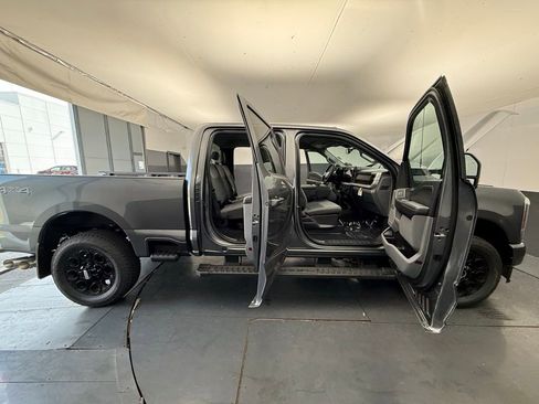 New 2026 Ford F250 XLT AWD/4WD image 18