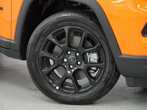 New 2026 Jeep Compass Latitude image 4