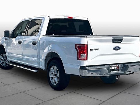 Used 2017 Ford F150 XLT w/ Trailer Tow Package RWD image 12