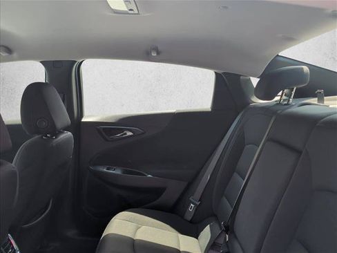 Used 2024 Chevrolet Malibu LT FWD image 14