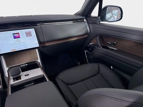 New 2026 Land Rover Range Rover SE image 26