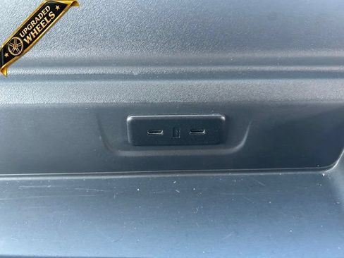 Used 2025 Ford Expedition Max Active RWD image 53