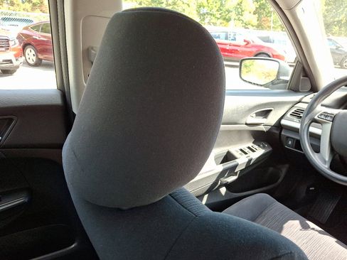 Used 2012 Honda Accord LX image 13