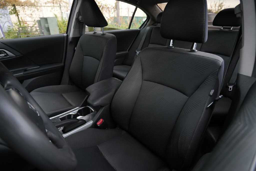 Used 2015 Honda Accord LX image 19