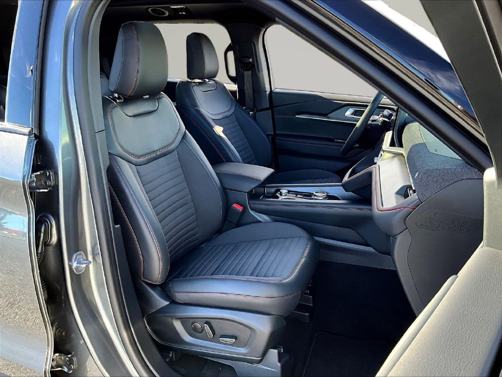 New 2027 Ford Explorer ST-Line w/ Premium Package AWD/4WD image 11