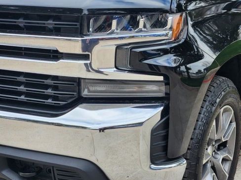 Used 2019 Chevrolet Silverado 1500 LT w/ Texas Edition image 18