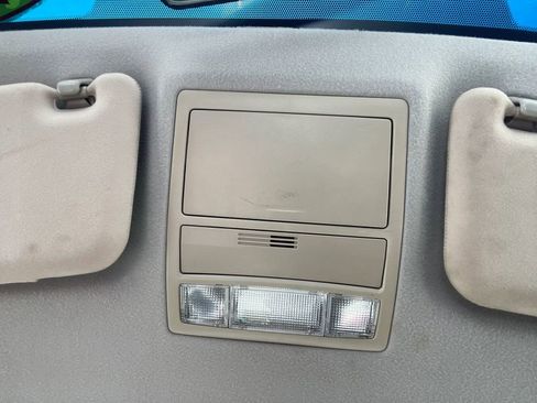 Used 2011 Toyota Camry FWD image 6