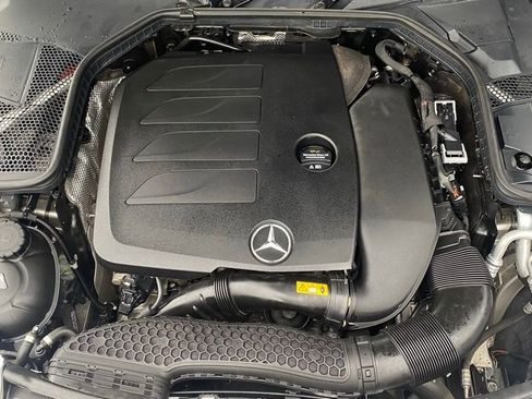 Used 2019 Mercedes-Benz C 300 4MATIC Cabriolet image 13