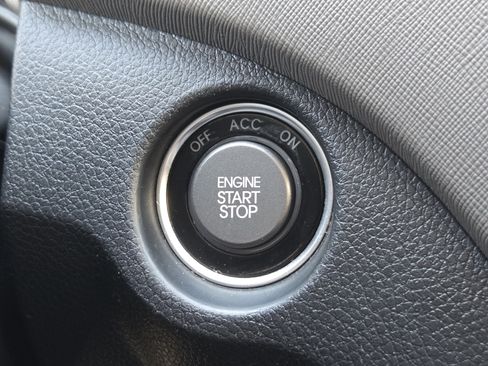 Used 2016 Hyundai Santa Fe SE w/ Option Group 02 image 22