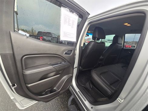 Used 2017 GMC Canyon SLT image 11